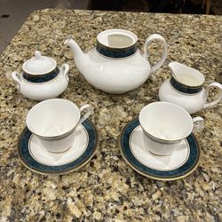 BILTMORE Fine Bone China 