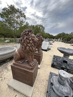 Lion Statues And Water Fountains 