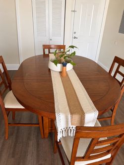 Mesa de comedor de madera de roble, extensible de redonda a ovalada, con 4 sillas