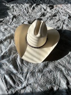 Justin Western hat