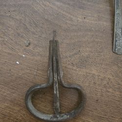 Old ass Pliers I think