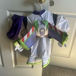 Costumes 
