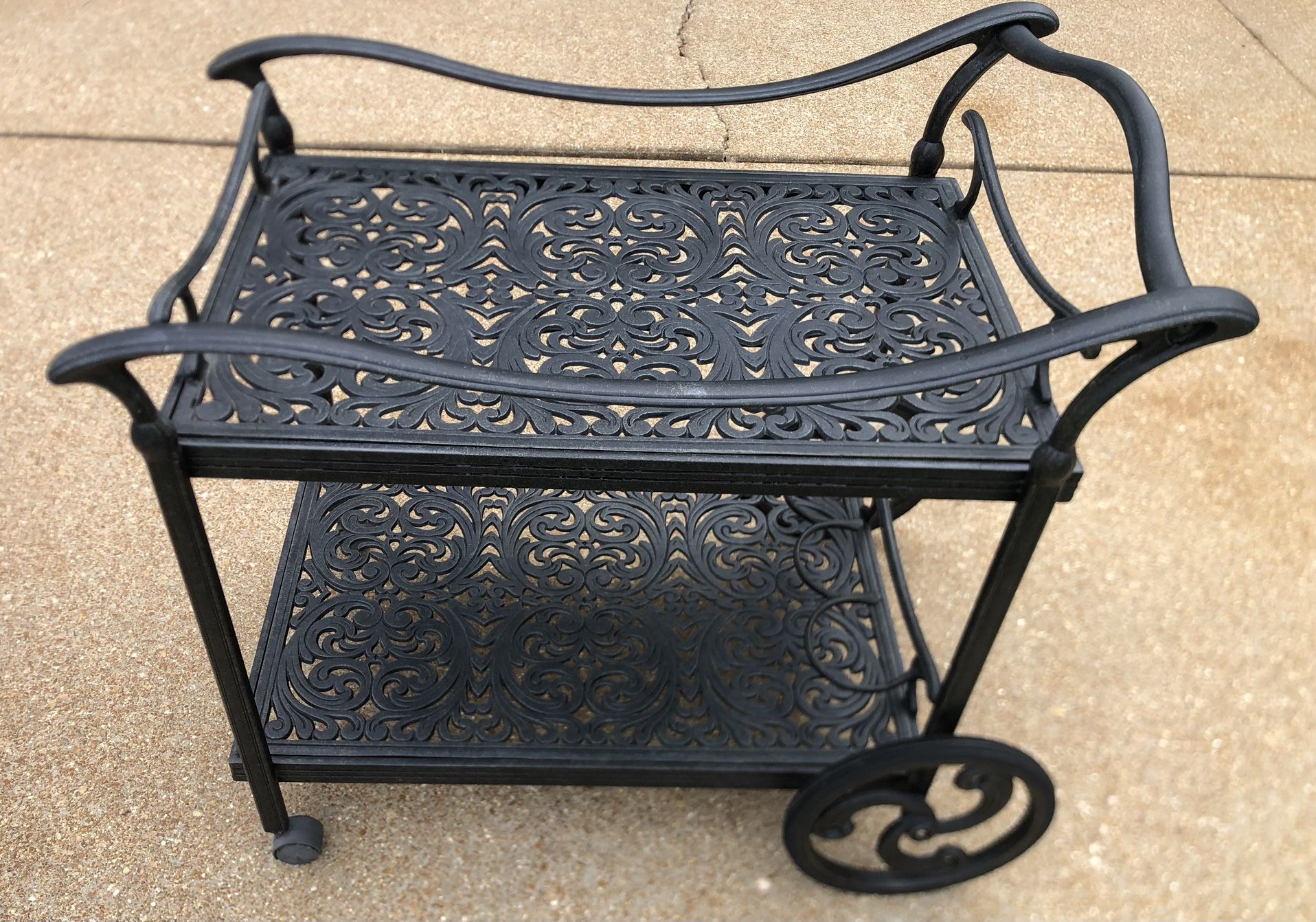 Patio Furniture Hanamint Grand Tuscany Cast Aluminum Outdoor Tea Cart 38 inch Outdoor Furniture Bar Cart