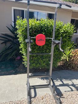 Pull up/Dip station