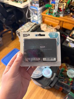 Silicon Power 4tb Sata SSD New