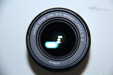 Canon EFS 18-55mm f/3.5-5.6