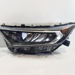 2019 - 2021 TOYOTA RAV4 LH DRIVER SIDE HEADLIGHT OEM