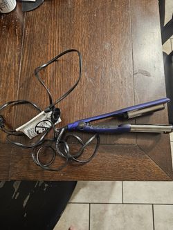 ION Hair Crimper