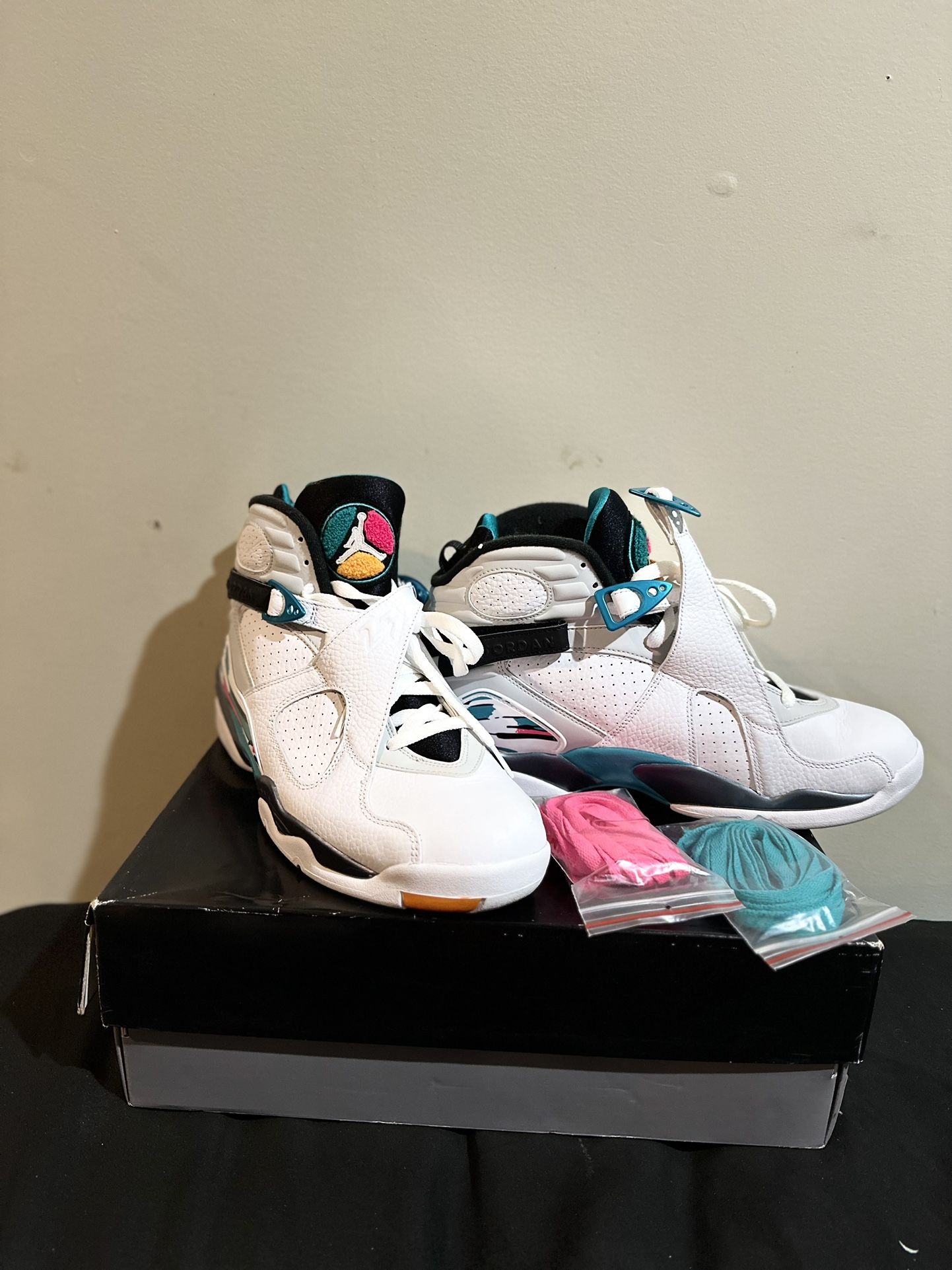 Jordan 8 Retro