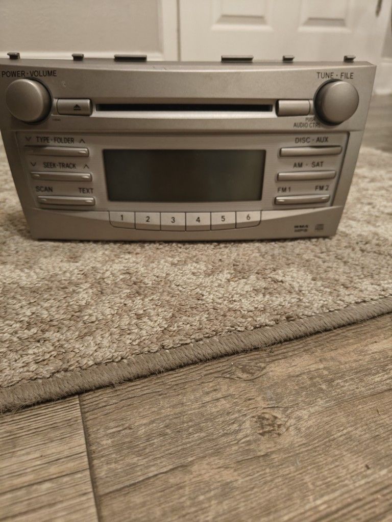 2010 Toyota Camry CD/MP3/AM/FM Player Radio Original From Car