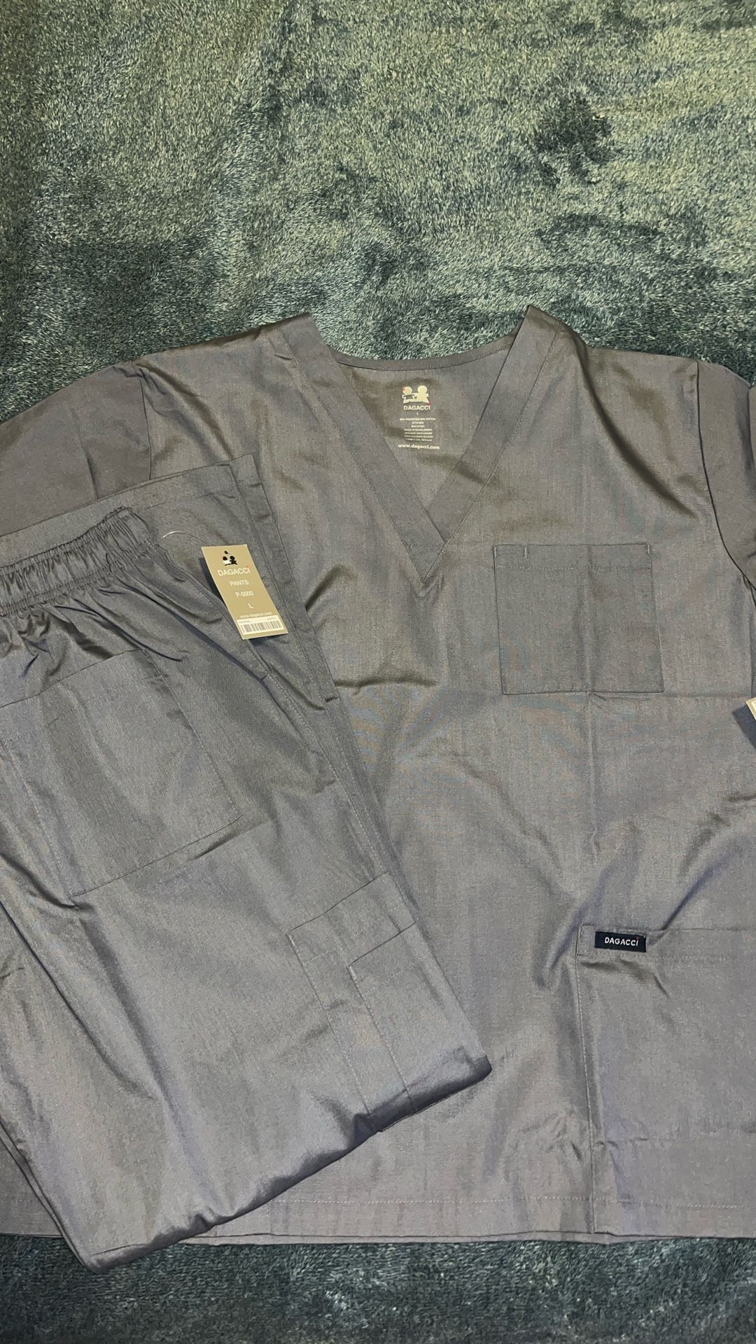 DAGACCI LARGE SCRUB SET