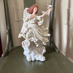 Millennium Messager By Lenox Hill Figurine