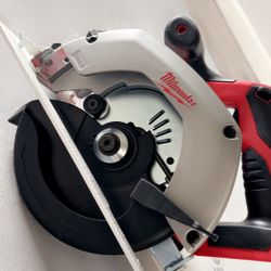 Milwaukee skill Saw And multi