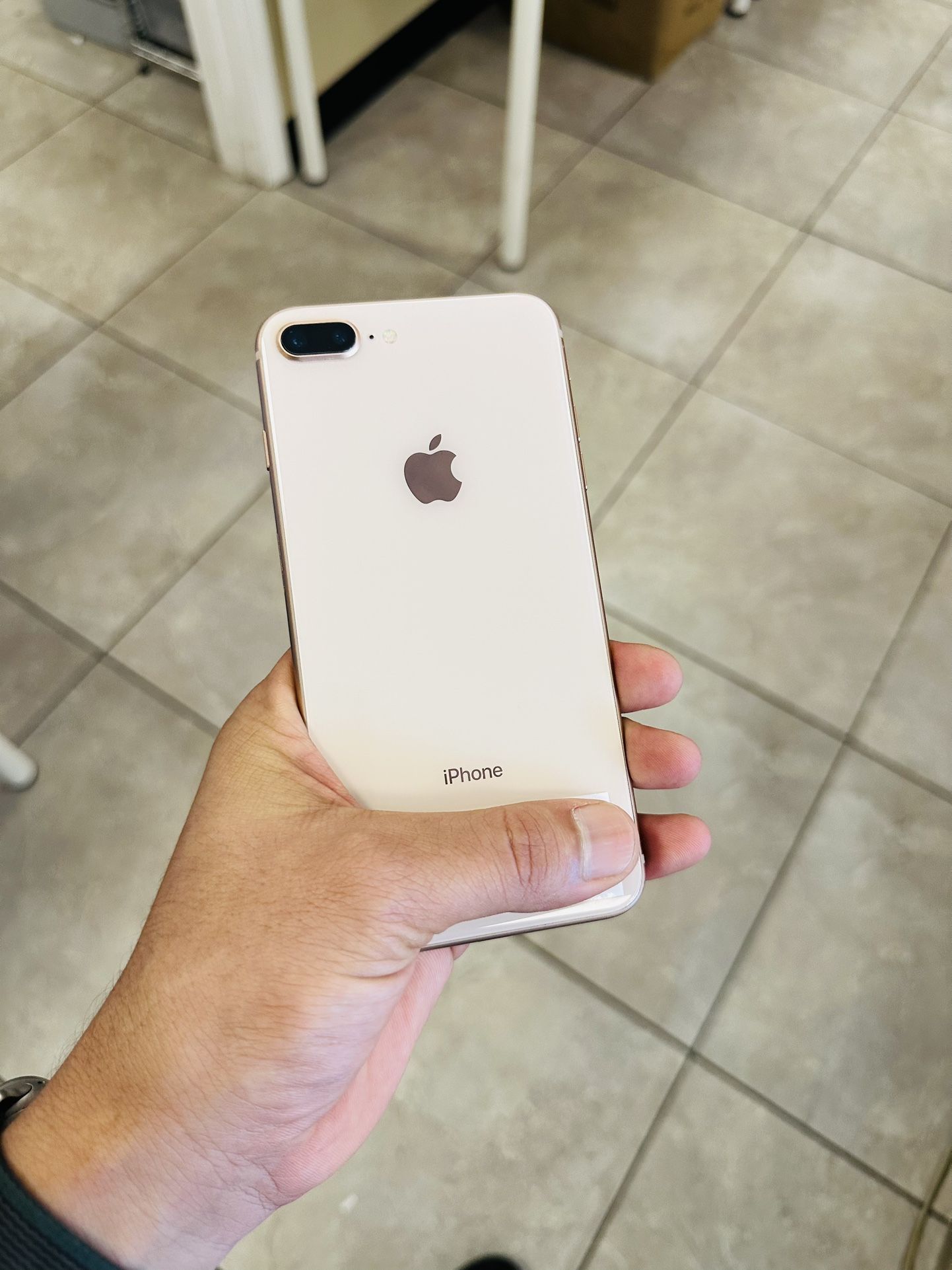 iPhone 8 Plus Unlocked