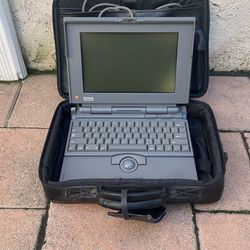 Macintosh powerbook 180