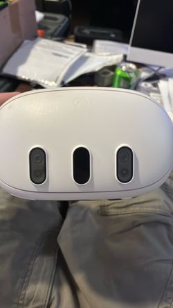 Meta Quest 3 VR Headset