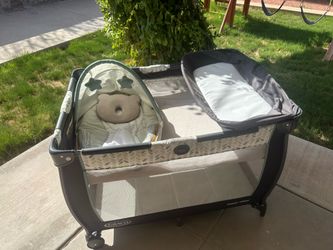 Graco Pack 'n Play Care Suite Playard - Birch