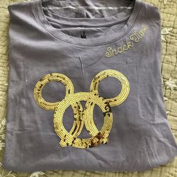 Disney Parks snack time authentic XL shirt.