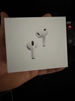 Apple AirPods Pro 3 in Box