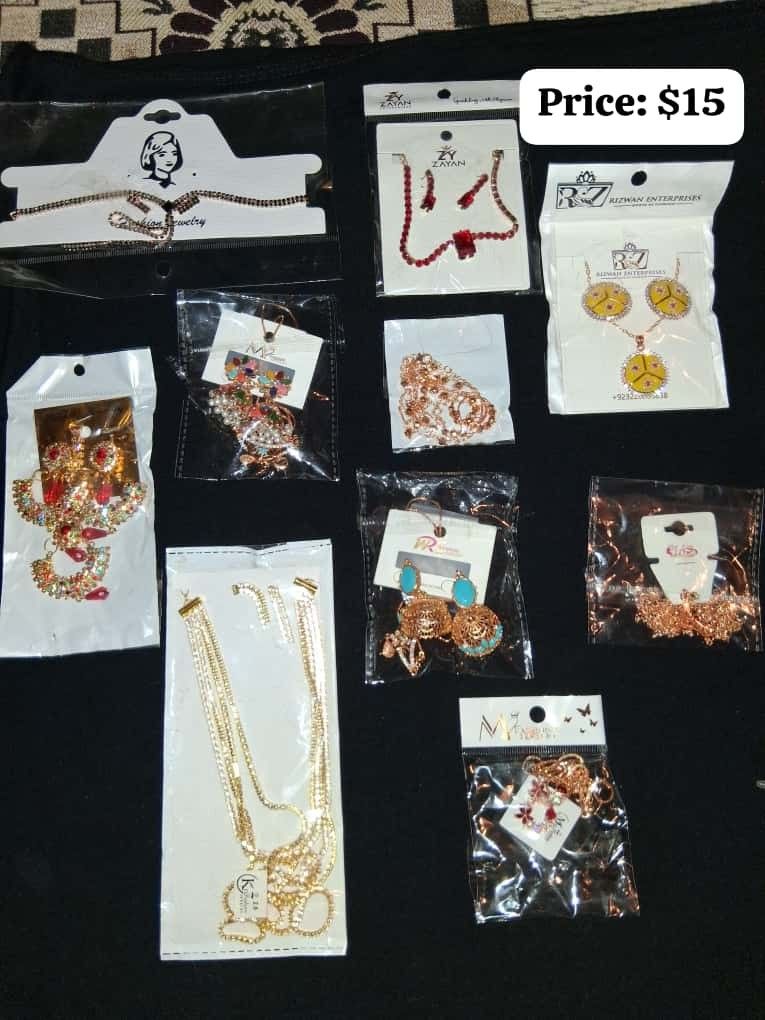 Fancy Jewelry Necklace and Earrings Set..