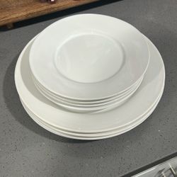 Set Of Plates