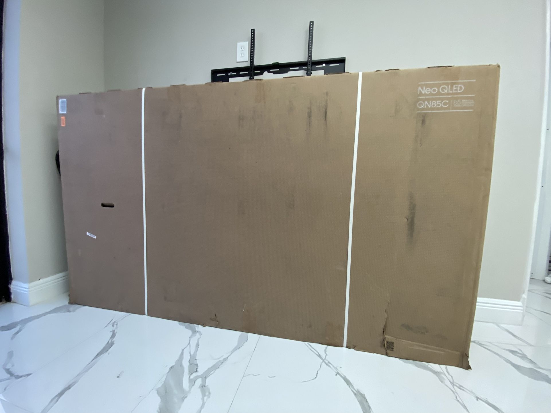 Samsung 85” Class QN85C Neo QLED 4K UHD Smart Tizen TV (2023) Model