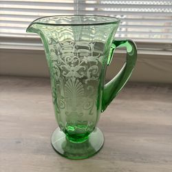 FOSTORIA GLASS CO. VERSAILLES GREEN #5000 FOOTED PITCHER HOT-APPLIED HANDLE