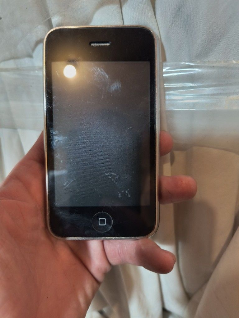 iPhone 2 Or Iphone3