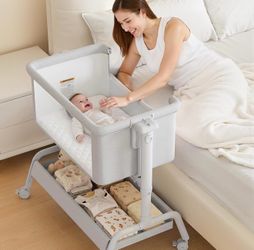 LovliTodd Bassinet
