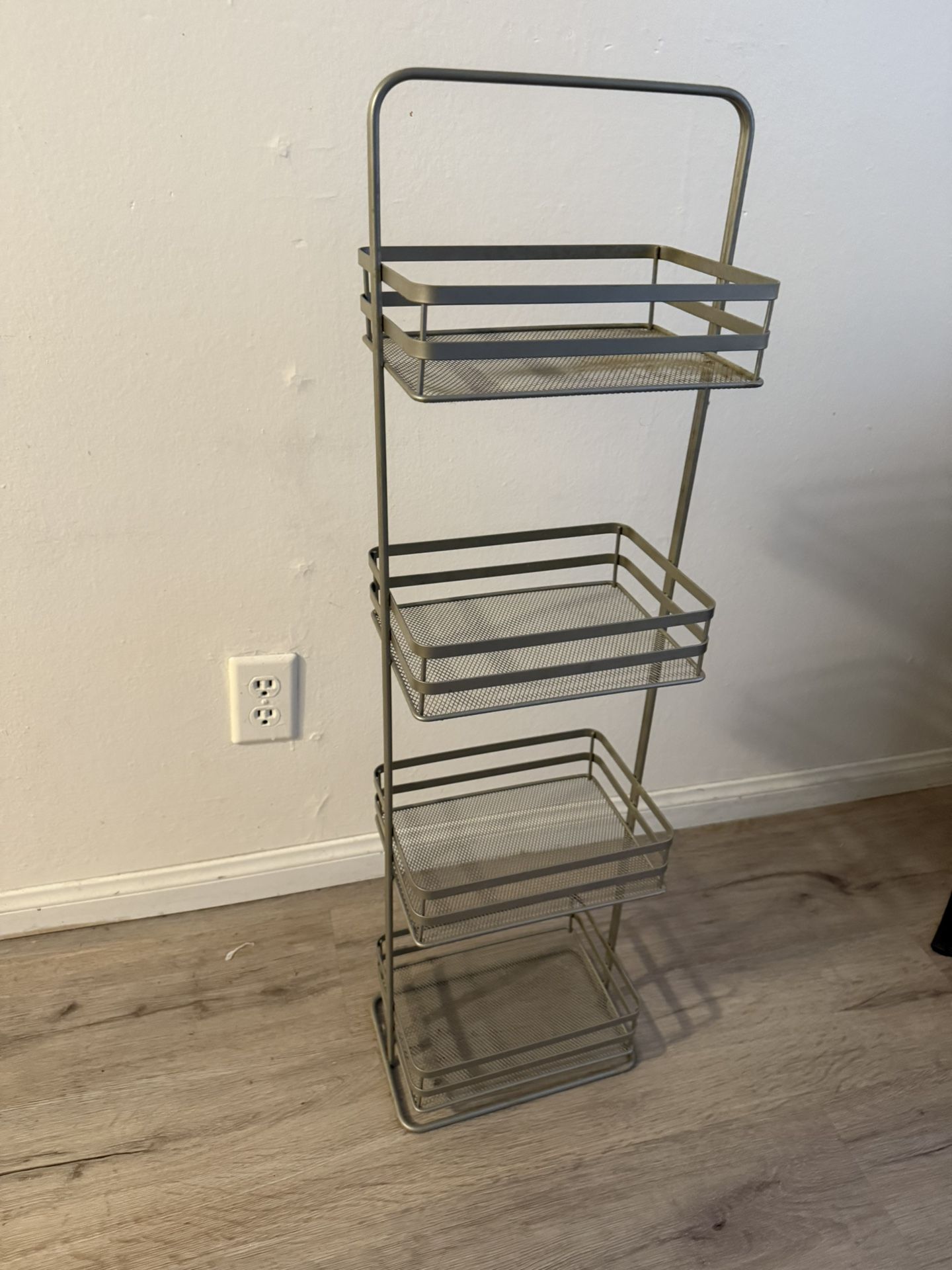 Metal 4 shelf caddy