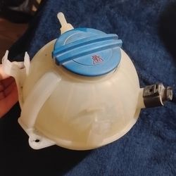 2013 VW Cc Sport Antifreeze Reservoir Tank