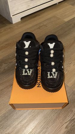 Brand New LV Men Shoes Size 8