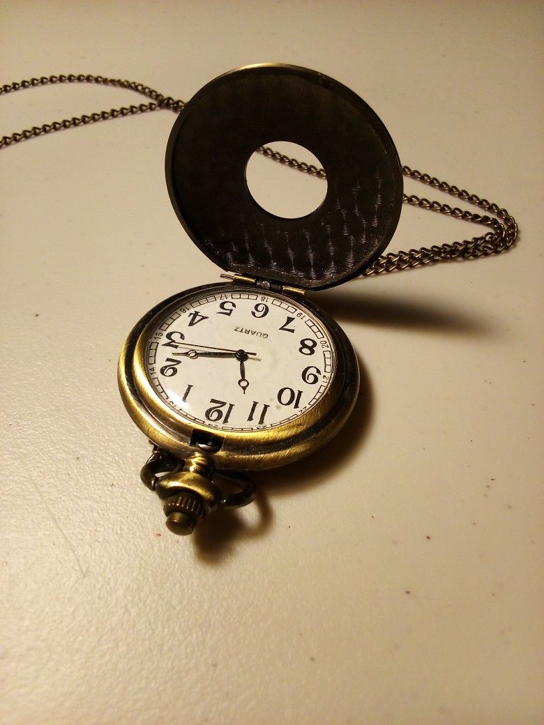 Stopwatch Vintage Necklace Ornate Gold Color Metal Chain Necklace The Clock Does Not Work But The Button Works To Open And Close