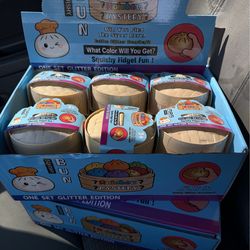 Viral squishy dumplings