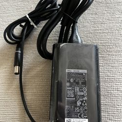 Dell 65 w Laptop Charger
