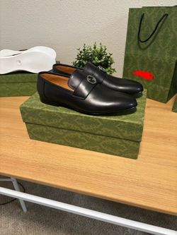 Designer like dress shoe