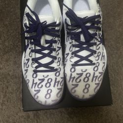 Kobe Shoes Size 9.5 Men