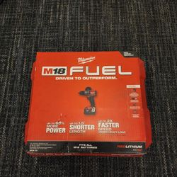 Milwaukee M18 Fuel 18-Volt Lithium-Ion Brushless Cordless 1/2 in. Hammer Drill Driver Kit with Two 5.0 Ah Batteries and Hard Case

