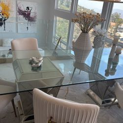 Modern Dining Table 