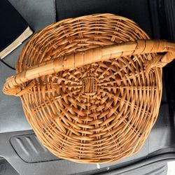 Vintage Wicker, Gather Basket