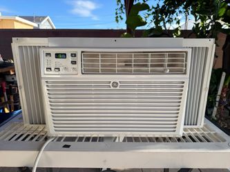 GE 6,050 BTU Window Air Conditioner