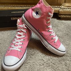 Unisex Brand New Converse Chuck Taylor All stars Hi Sneakers Size 10 Men’s/ 12 Women 
