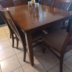 Dining Table 6 Chairs 