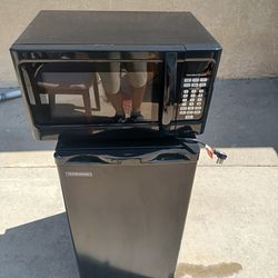 Mini fridge and microwave