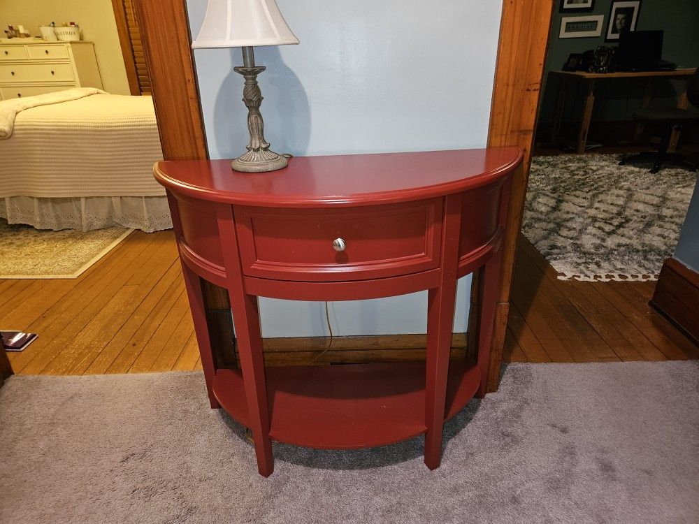 Red DISPLAY TABLE 