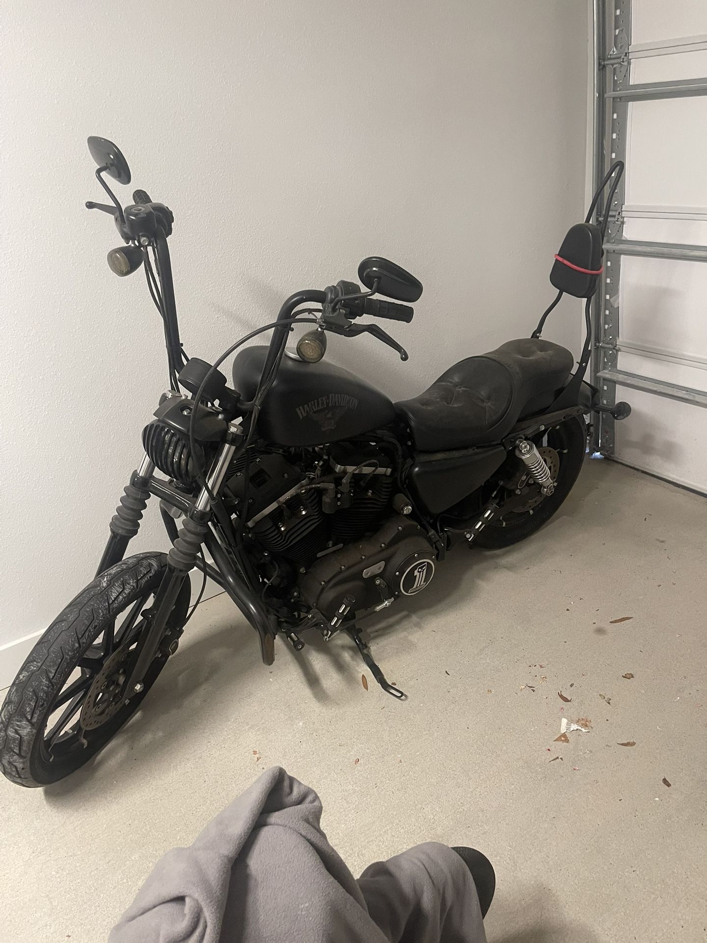 2016 Harley 883 Iron