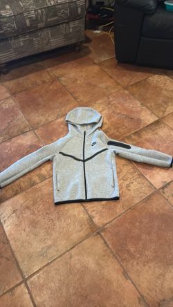 Nike tech gray size medium