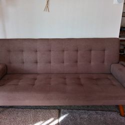 Beautiful Couch/Futon 