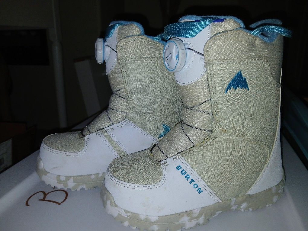 Size 3k Snowboarding Boots