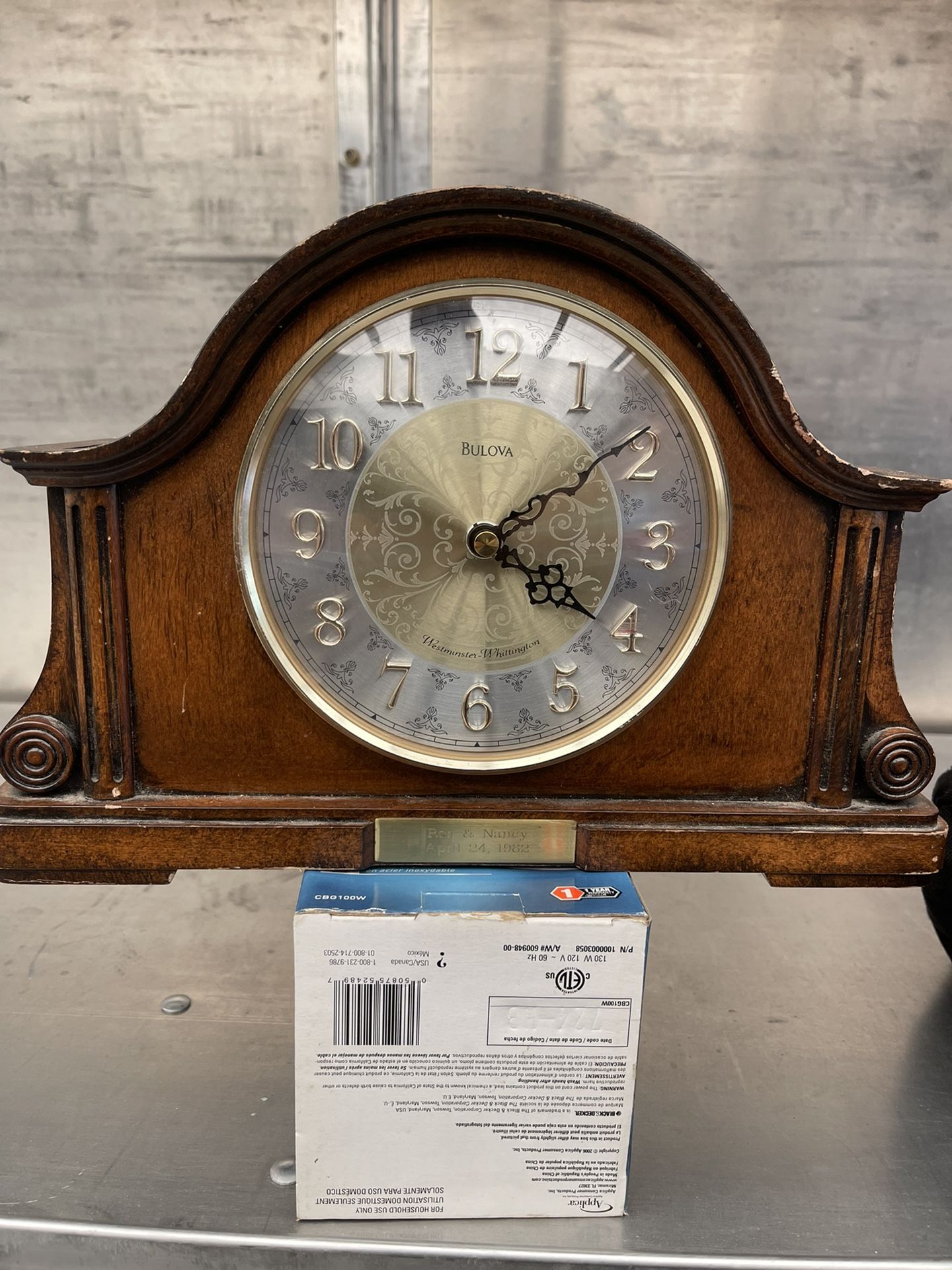 Vintage Bulova Clock 🕰  $100 Obo